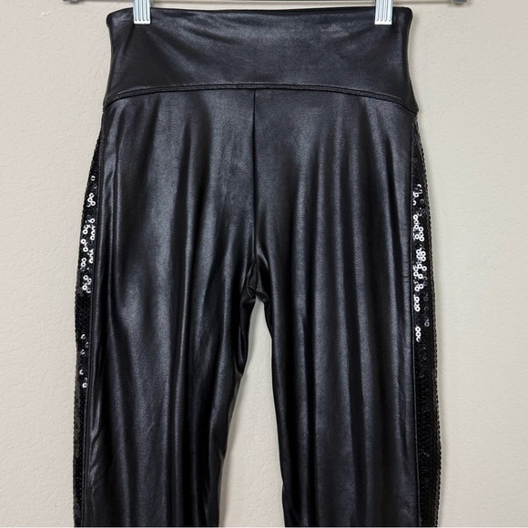 SPANX Sequined Faux-Leather Black Leggings Size Small - Picture 10 of 15